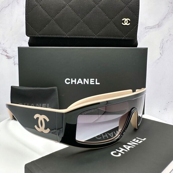New CHANEL Sunglasses - Picture 1 of 16